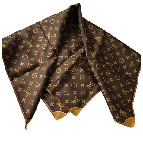 foulard louis vuitton outlet|Louis Vuitton squares for women.